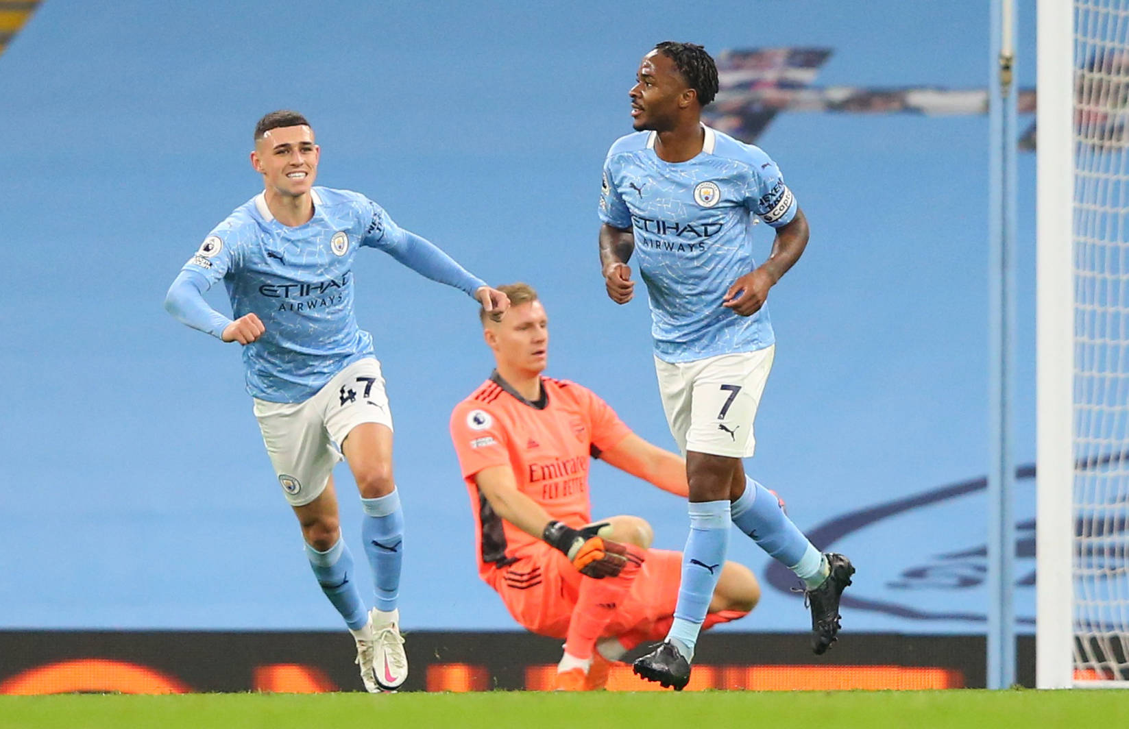 缺席在每个 缺席在每个